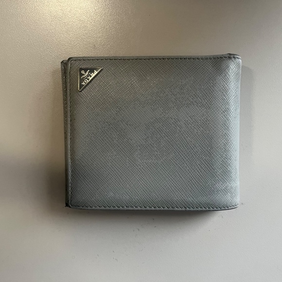 Prada Wallet - Picture 4 of 9